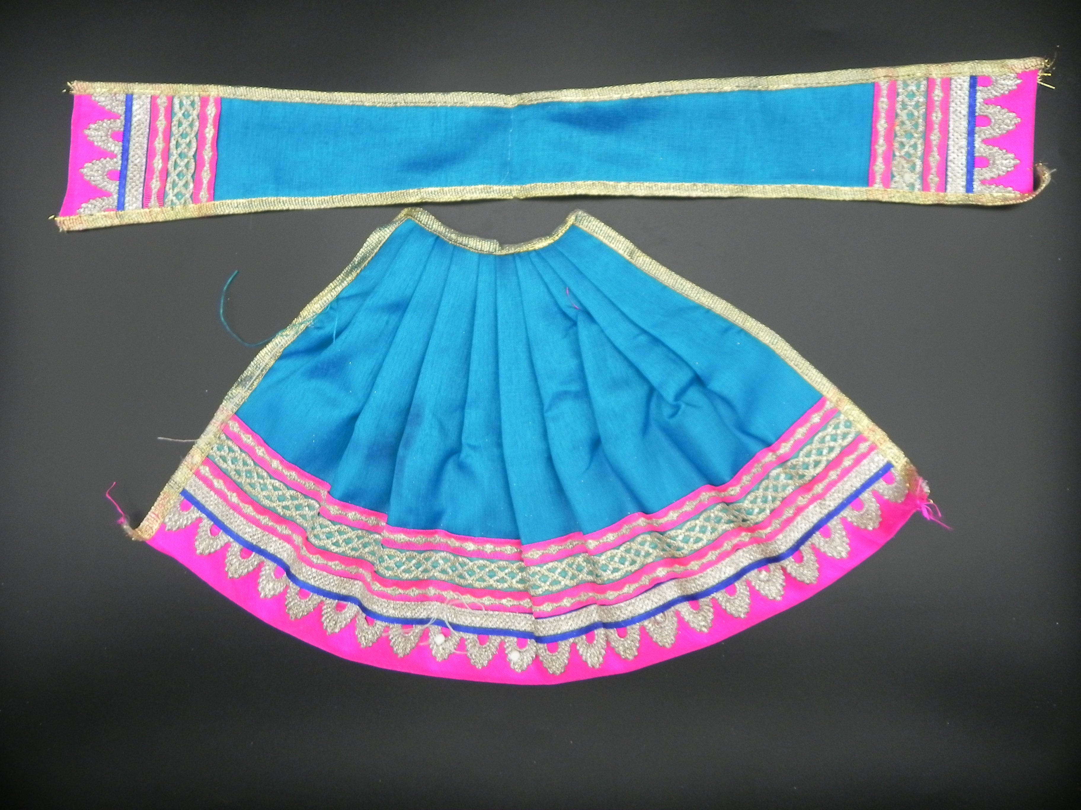 Lehanga and Patka Set with Umbrella Border Height-8 inch