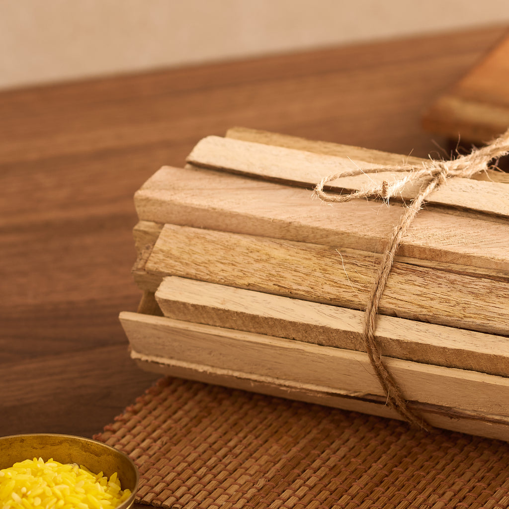 Dried Mango Wood Sticks Bundle (1 KG).