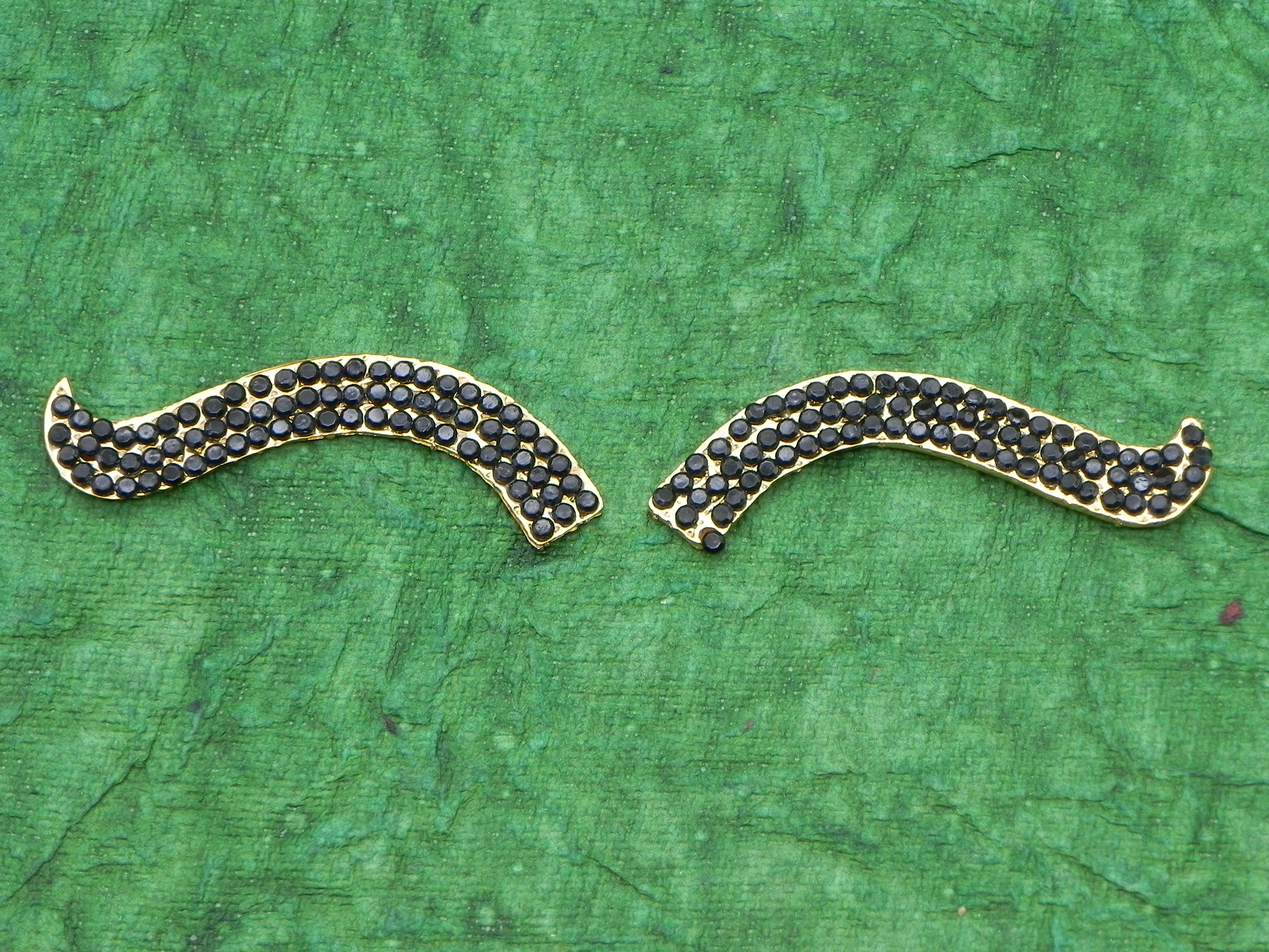Stone  Eyebrows