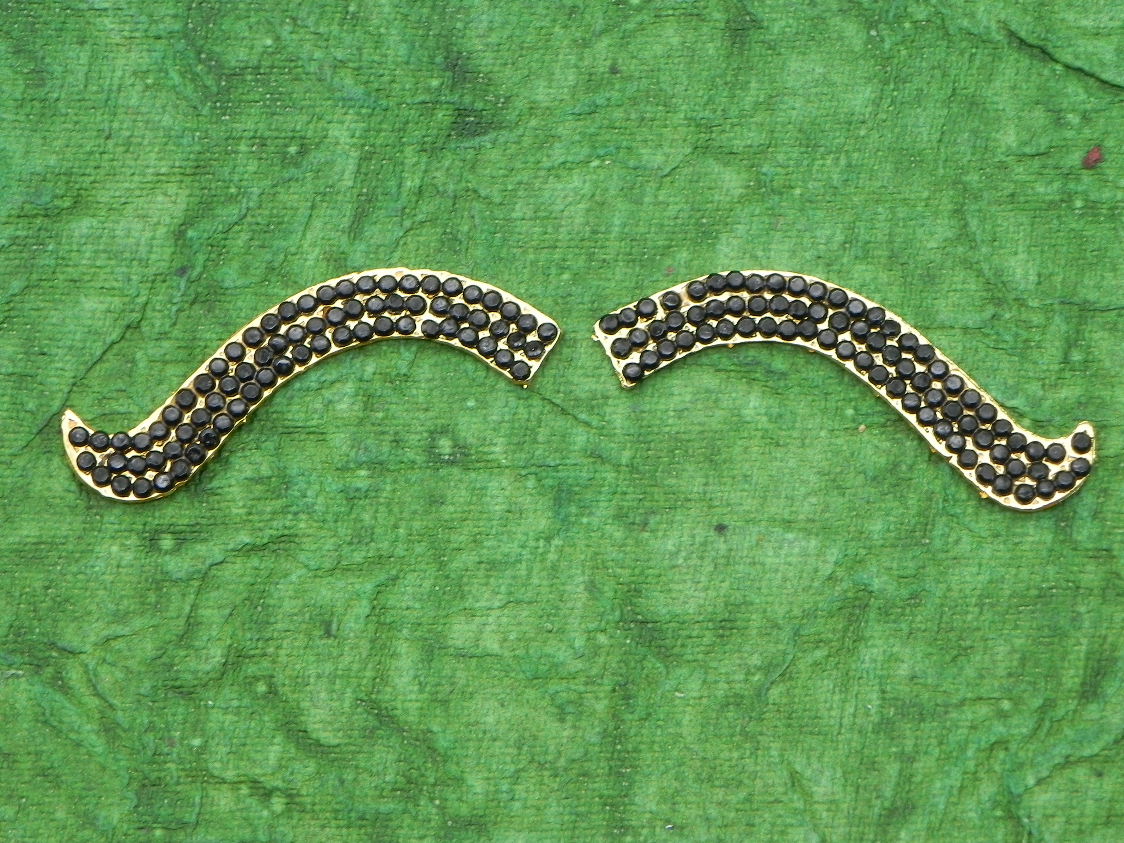 Stone  Eyebrows